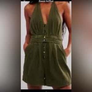 Free People City's Edge Romper
Dried Basil. Size Medium but see measurements.